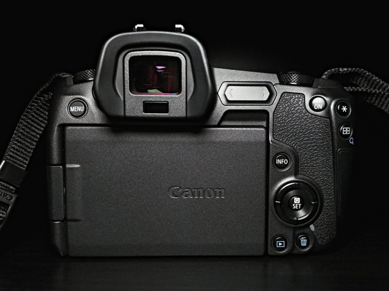 По Прибалтике с Canon EOS R. Полевое тестирование новой системы