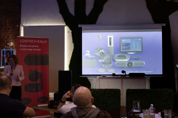 Logitech презентовала модульную конференц-камеру Rally