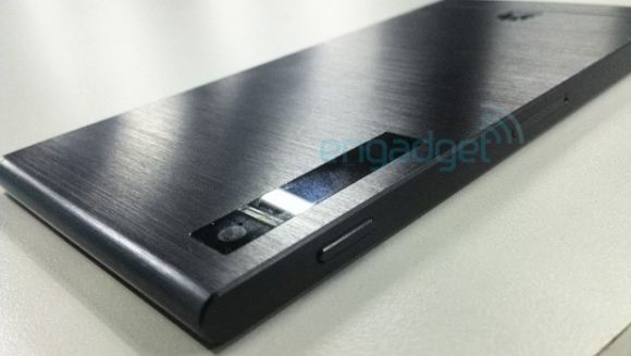 Huawei P6: новые подробности?