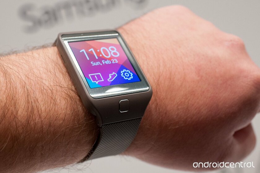 Какими были умные часы для Android в самом начале: перспективные, но некрасивые