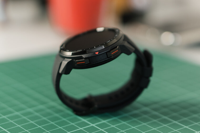 Обзор HONOR Watch GS Pro: датчик кислорода и 25 дней автономности за полцены Apple Watch — Технические характеристики. 7