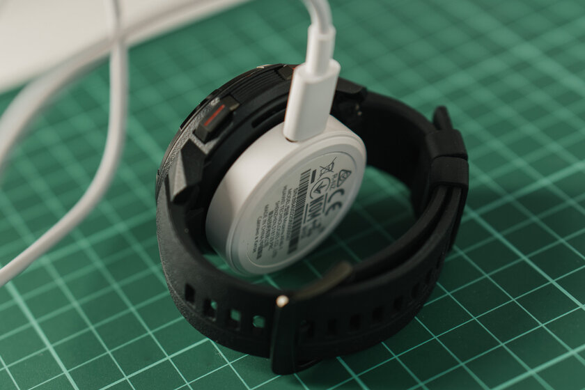 Обзор HONOR Watch GS Pro: датчик кислорода и 25 дней автономности за полцены Apple Watch — Технические характеристики. 14