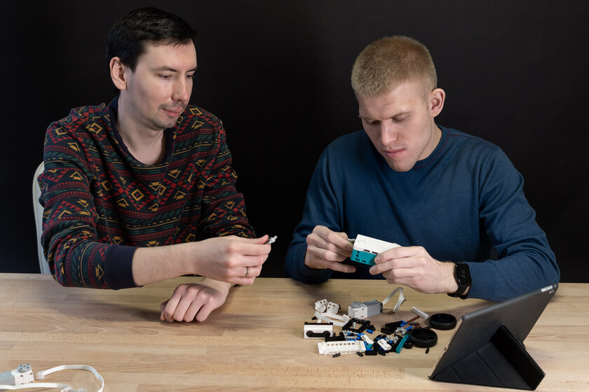 Кажется, это идеальный подарок. Тестируем новый программируемый набор в линейке LEGO Mindstorms для детей и взрослых