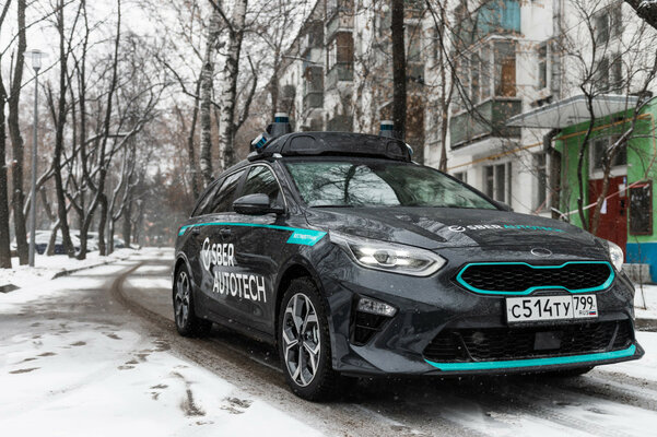 На улицах Москвы появились беспилотные автомобили Сбера