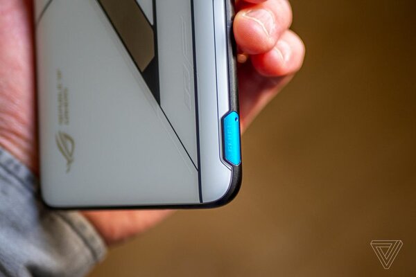 Игровой смартфон ASUS ROG Phone 5 получил до 18 ГБ оперативной памяти (не опечатка)