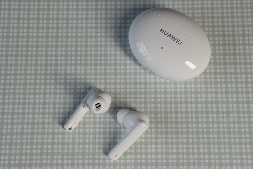 Месяц тестировал и заявляю: недорогие Huawei FreeBuds 4i с шумодавом точно станут массовыми