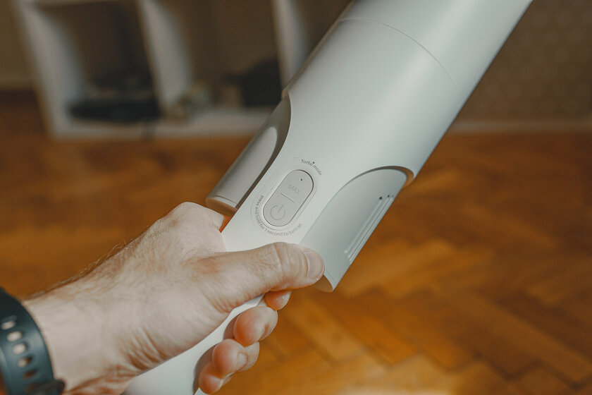Обзор Mi Vacuum Cleaner Light: интересная модель для небольших квартир