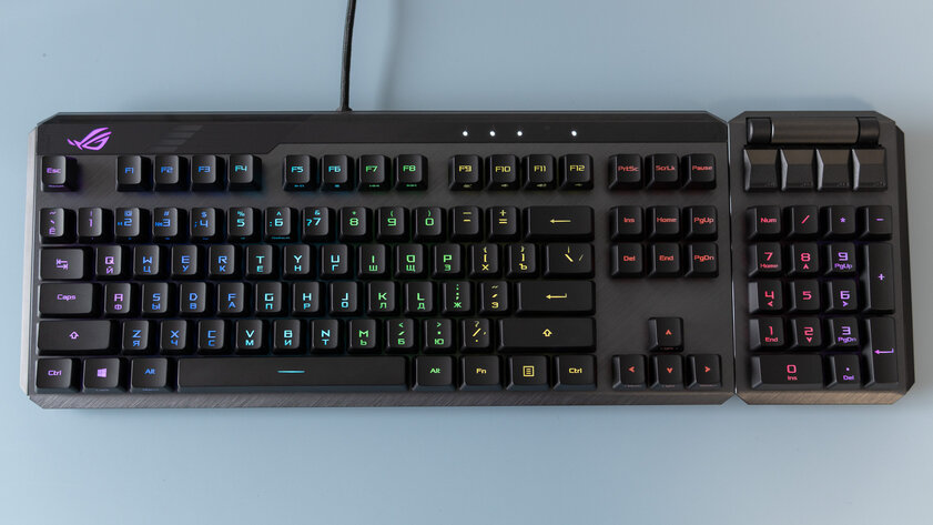 Модульная клавиатура без недочётов геймерской механики. Обзор ASUS ROG Claymore II