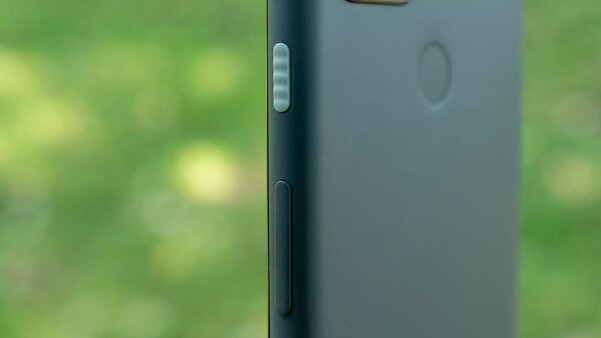 Google Pixel 5a — лучший смартфон средней цены? Выжимка с обзоров западных изданий