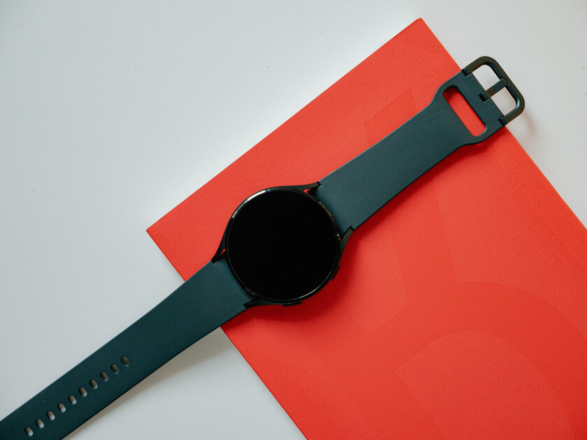 Первые часы на новой системе от Google и Samsung. Обзор Galaxy Watch 4 — Дизайн. 1