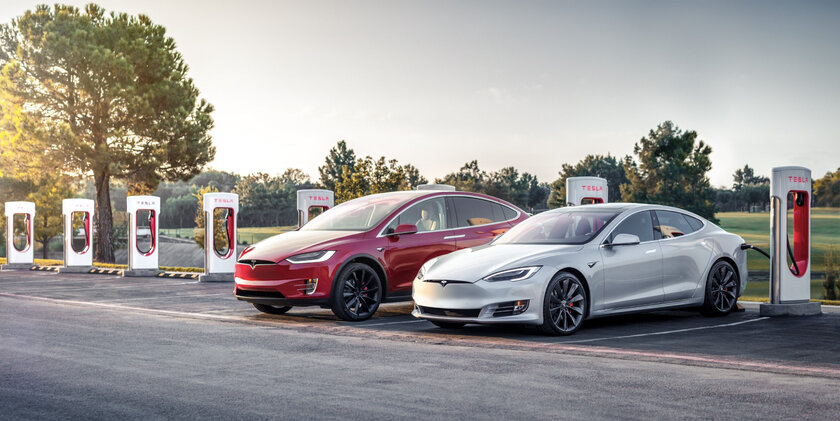 8 причин, почему Tesla обошла всех автопроизводителей. Одна из — Илон Маск