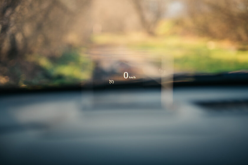Редкий европеец на наших дорогах. Тест-драйв Opel Crossland (2021) — Интерьер. 14
