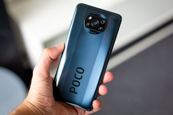 Рейтинг телефонов с большой батареей: эти 10 моделей не придётся заряжать ежедневно — Xiaomi Poco X3 NFC. 2