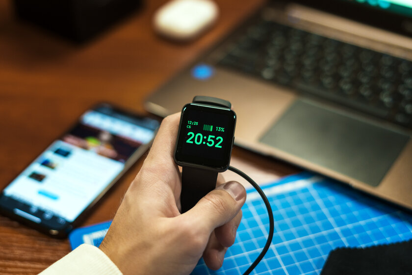 На чём экономят производители умных часов: обзор Xiaomi Redmi Watch 2 Lite — Автономность. 1