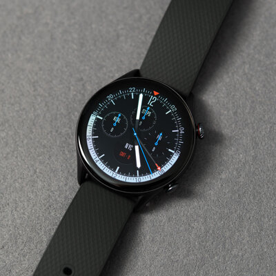 Не браслет в формате часов, а полноценные смарт-часы. Обзор Amazfit GTR 3 Pro — Особенности внешнего вида. 14