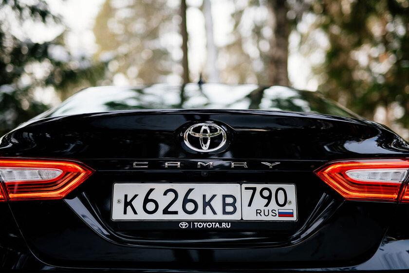 Что, если Toyota Camry не такси, а личное авто? Отрёкся от стереотипов — Встречаем по одёжке. 1