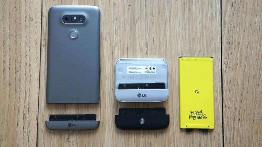 В смартфонах LG куча безумных идей. Вспоминаем регенери­рующую крышку и другие