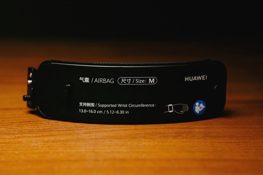 Обзор Huawei Watch D: эти часы умеют измерять артериальное давление — Надуваемый браслет. 3