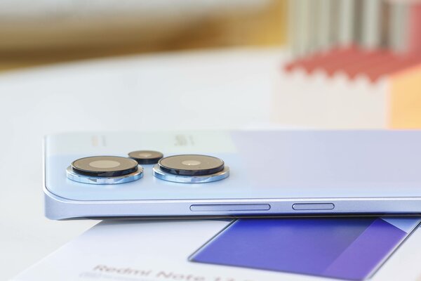 Это лучший из недорогих Xiaomi — присмотритесь. Обзор Redmi Note 13 Pro+ — Дизайн. 6