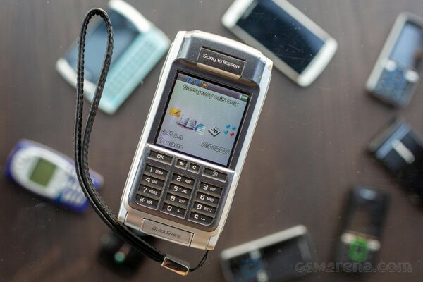 Sony Ericsson делала то, что никто другой не мог. Вспоминаем удивляющие до сих пор смартфоны — Sony Ericsson P910 и P990. 1