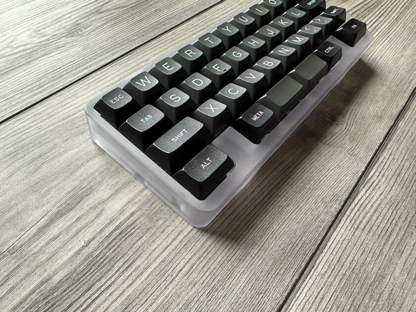 Энтузиаст показал компактные механические клавиатуры: они размером с шоколадку
