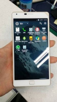 Pantech Vega Iron 2: "живые" фотографии