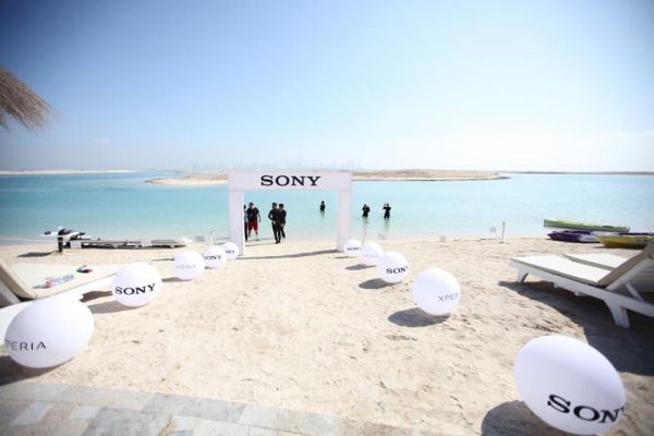 SONY Xperia Aquatech — первый уникальный магазин компании, находящийся под водой