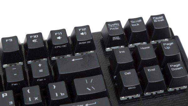 Обзор игровой клавиатуры ASUS ROG Claymore Core — Горячие клавиши. 5
