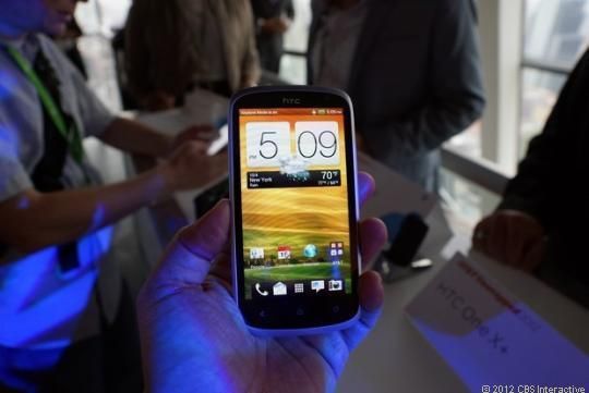 HTC показала смартфон HTC One VX HTC показала смартфон HTC One VX