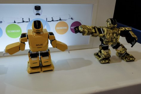 Фотоотчёт с MWC 2017: 5G, OPPO, Qualcomm, роботы и развлечения