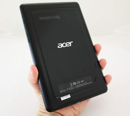 Новые фотографии бюджетного планшета Acer Iconia Tab B1