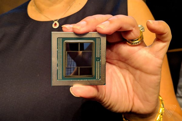 AMD обошла Intel анонсом процессора с 32 ядрами