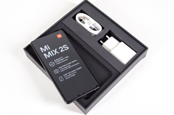Обзор Xiaomi Mi MIX 2s: плановое обновление — Внешний вид. 1