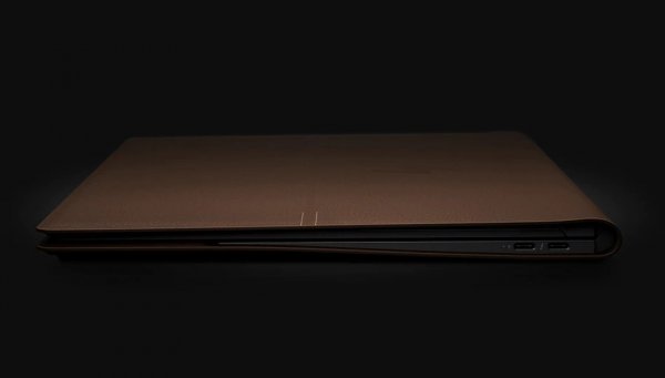 HP представила ноутбук с кожаным корпусом