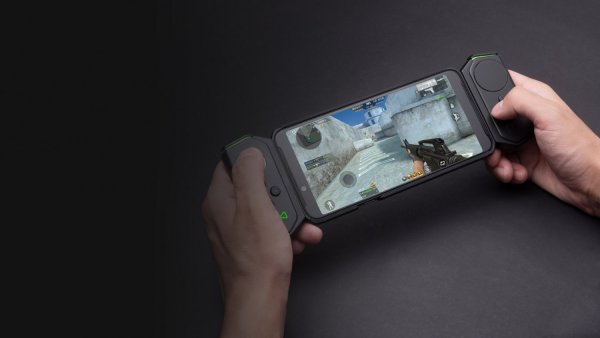 Игровой Xiaomi Black Shark Helo стал первым смартфоном с 10 ГБ ОЗУ