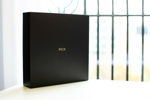 Mi MIX 3: первый взгляд на имиджевую новинку Xiaomi