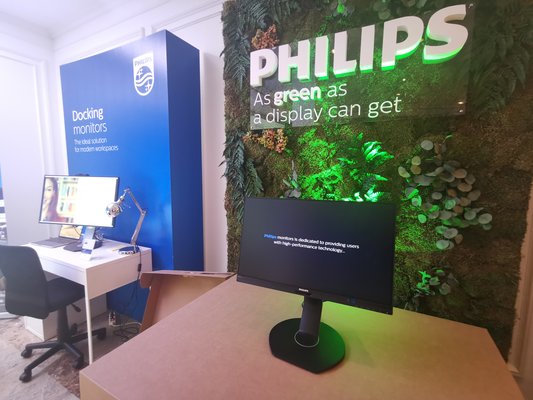 Взгляд в будущее — новые мониторы AOC и Philips