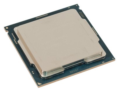 Новый флагман Intel Core i9-9900K и его младший брат Core i7-9700K