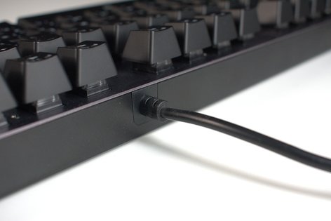 Тест игровой клавиатуры ASUS TUF Gaming K7: механика с огоньком