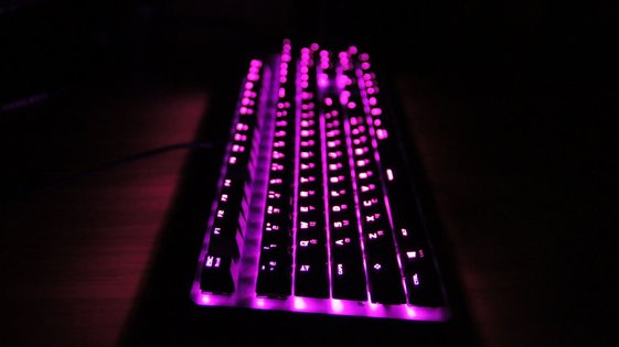 Тест игровой клавиатуры ASUS TUF Gaming K7: механика с огоньком