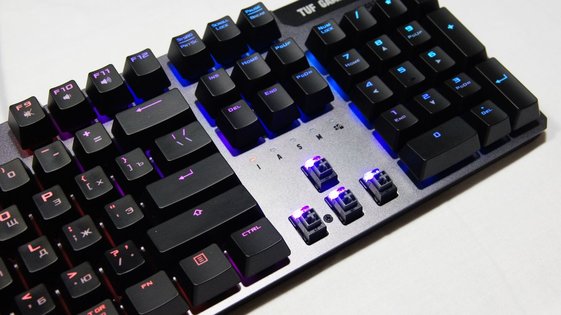 Тест игровой клавиатуры ASUS TUF Gaming K7: механика с огоньком