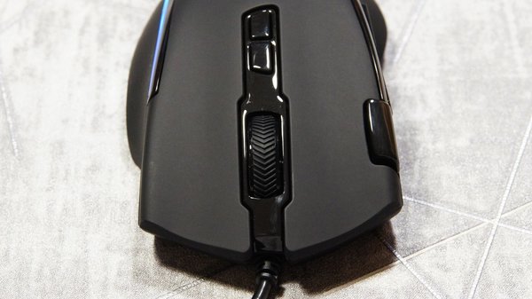 Обзор игровой мышки Trust LABAN GXT 188 RGB — Внешний вид и эргономика. 7