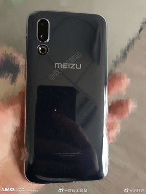 В сети появились фотографии Meizu 16s и его упаковки с характеристиками