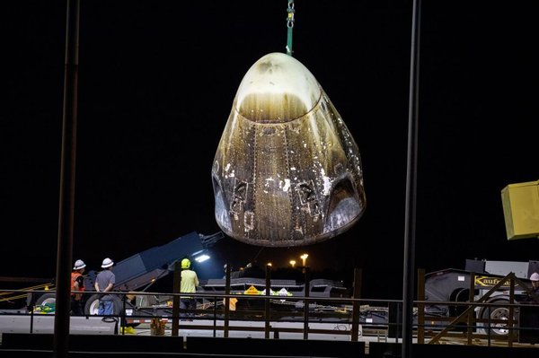 Во время тестов Crew Dragon от SpaceX что-то пошло не так