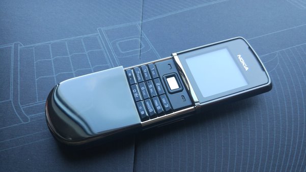 Айтиквариат: Nokia 8800