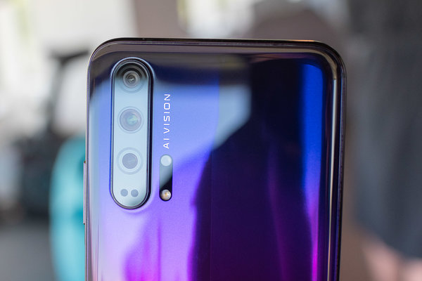 Раздвоение: первый взгляд на Honor 20 и Honor 20 Pro