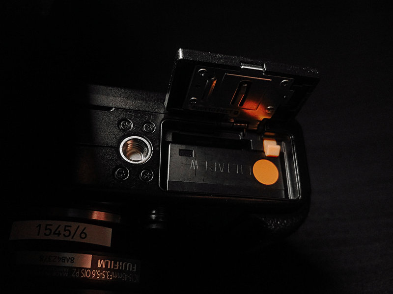 Лёгкий и фотографии отличные. Тест Fujifilm X-T100
