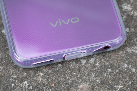 Особый набор фишек: первый взгляд на Vivo Y17