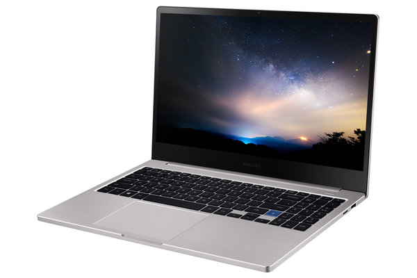 Samsung представила «идеальные» ноутбуки с дизайном MacBook Pro