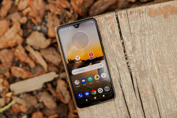 Обзор Moto G7 Plus: снимаем недорого